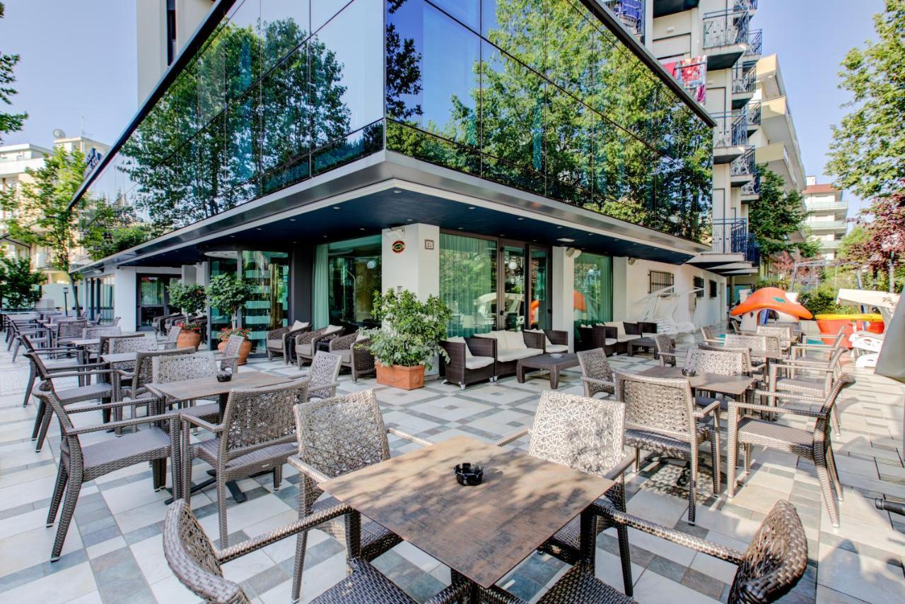 Hotel Verona Cesenatico Εξωτερικό φωτογραφία