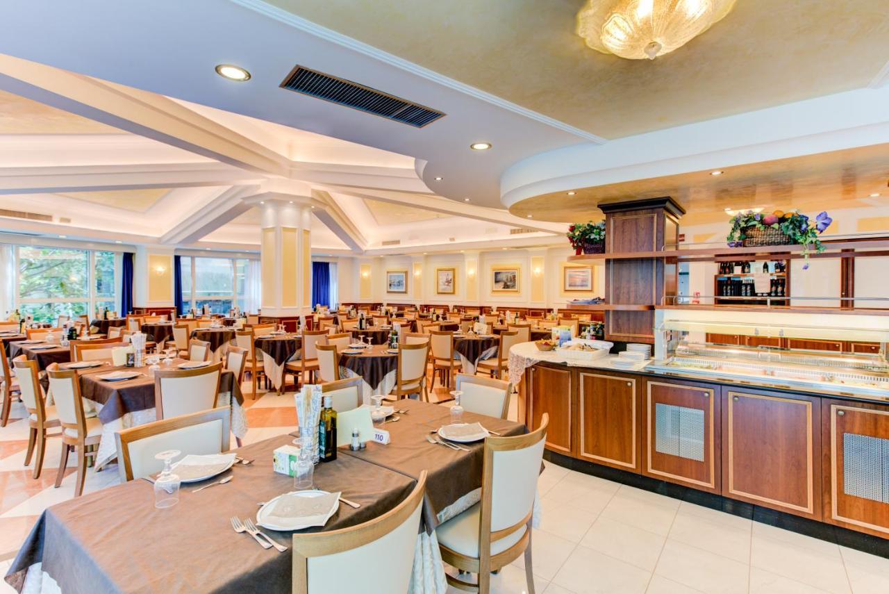 Hotel Verona Cesenatico Εξωτερικό φωτογραφία