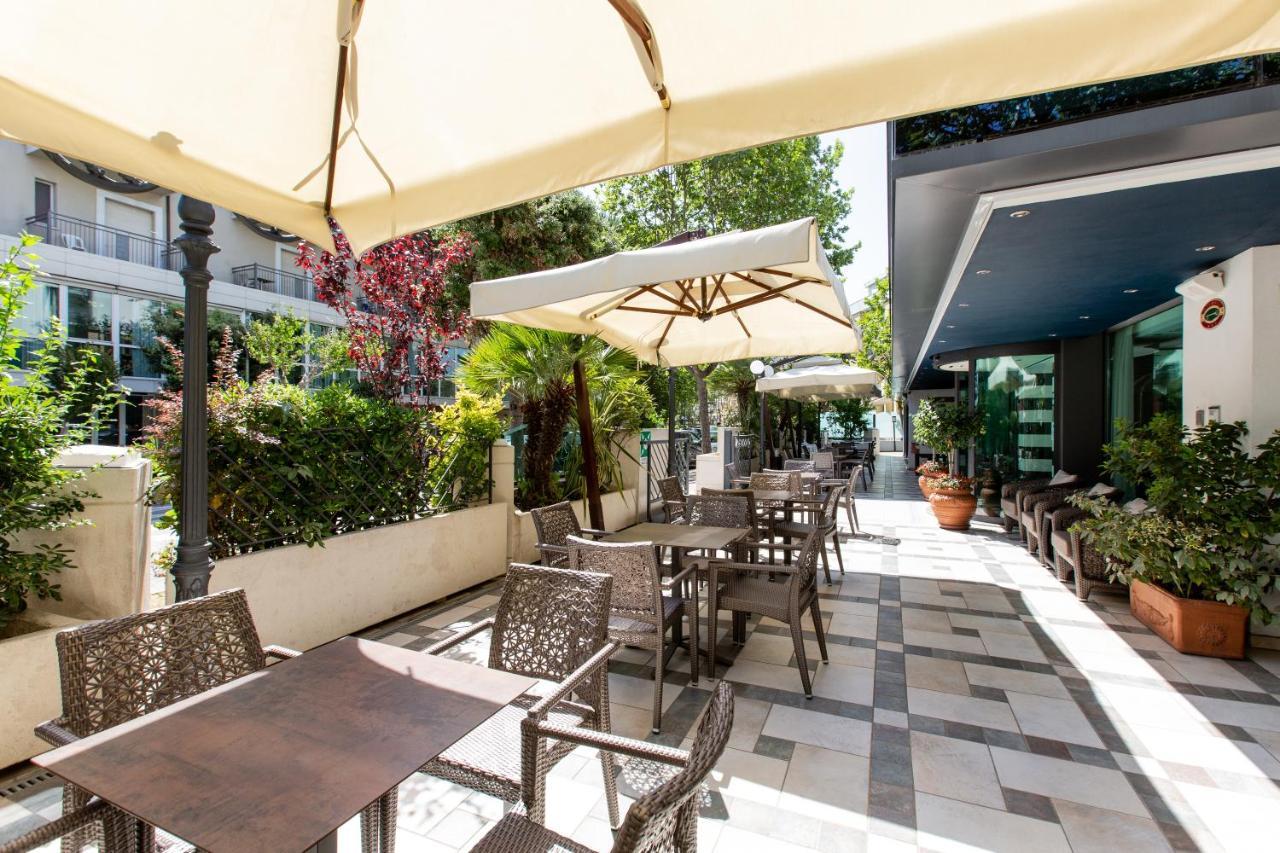 Hotel Verona Cesenatico Εξωτερικό φωτογραφία